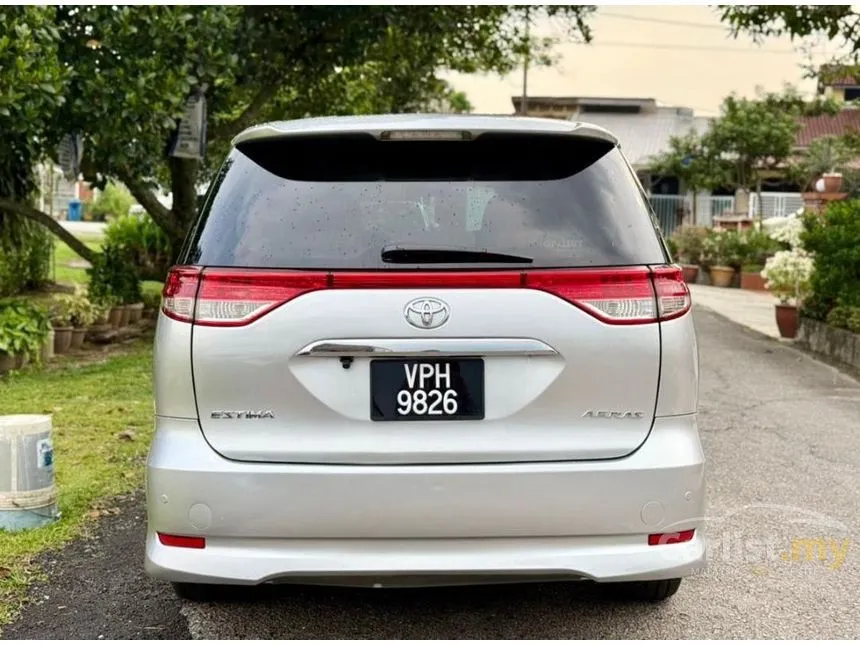 2010 Toyota Estima MPV
