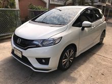2017 Honda Jazz 1.5 (ปี 14-18) SV i-VTEC Hatchback AT
