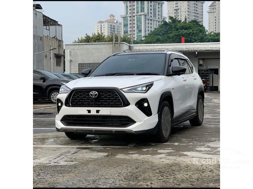 Jual Mobil Toyota Yaris Cross 2024 S GR Parts Aero Package HEV 1.5 di Jawa Barat Automatic Wagon Putih Rp 350.950.000