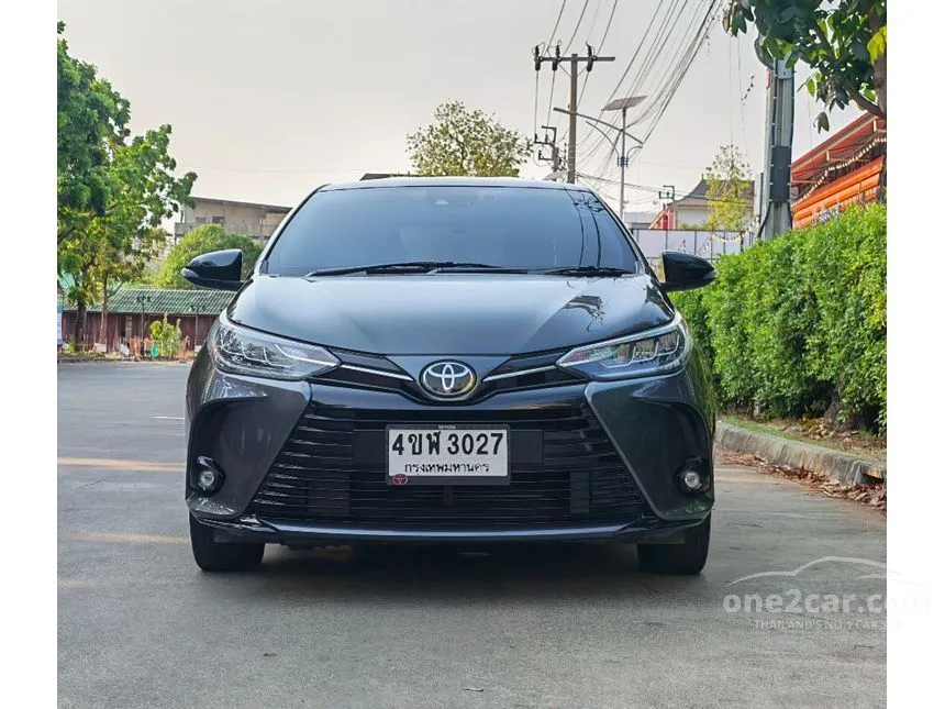 2022 Toyota Yaris Ativ Sport Premium Sedan