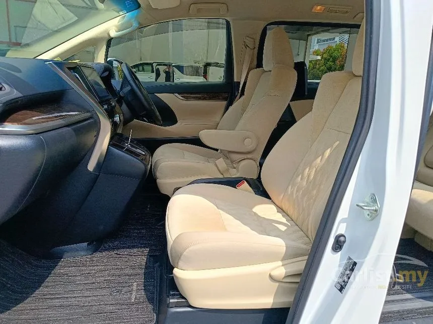 2021 Toyota Alphard X MPV