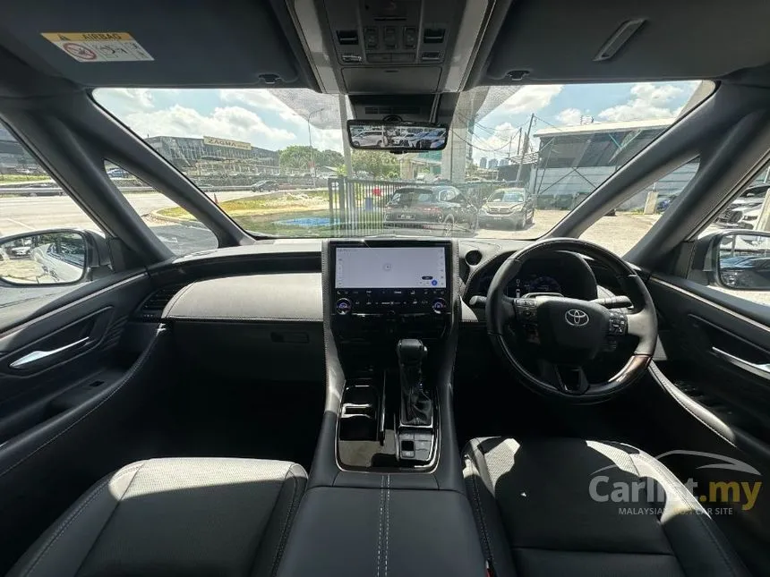 2024 Toyota Alphard Z 7-Seater MPV