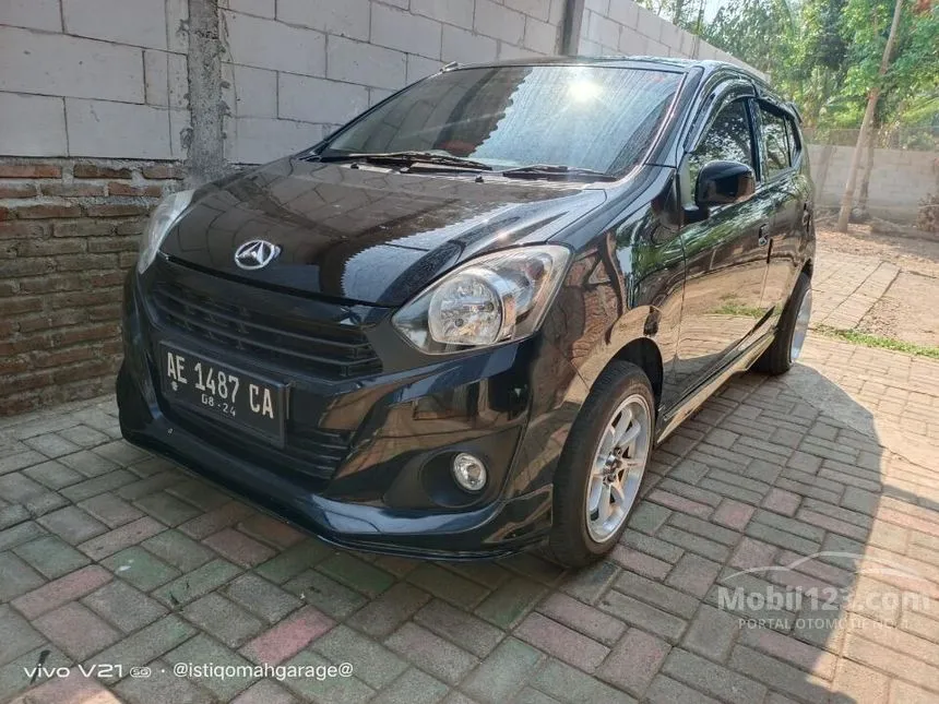 Jual Mobil Daihatsu Ayla 2019 M 1.0 di Jawa Timur Manual Hatchback Hitam Rp 105.000.000