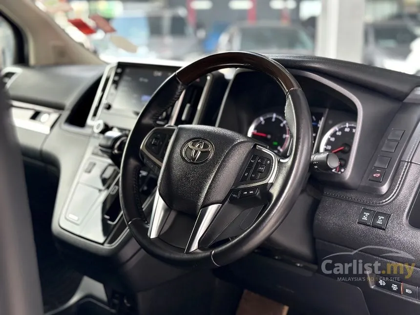 2022 Toyota Granace G MPV