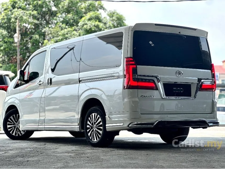 2022 Toyota Granace G MPV