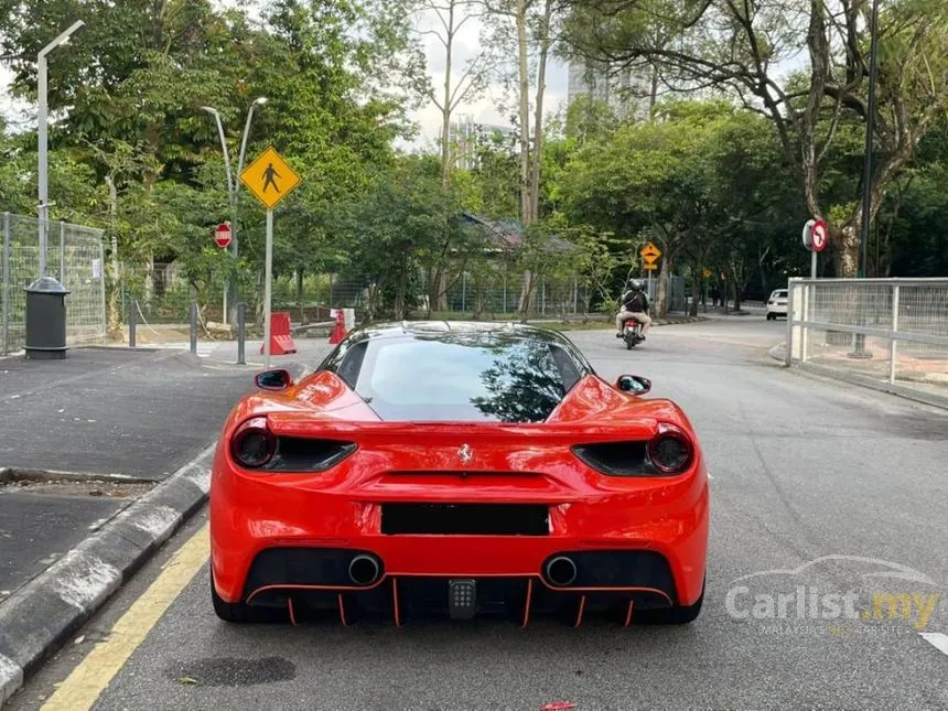2017 Ferrari 488 GTB Coupe