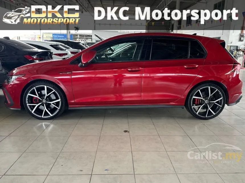 2021 Volkswagen Golf eTSI R-Line Hatchback