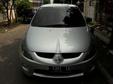 2008 Mitsubishi Grandis 2.4 GLS AT Istimewa