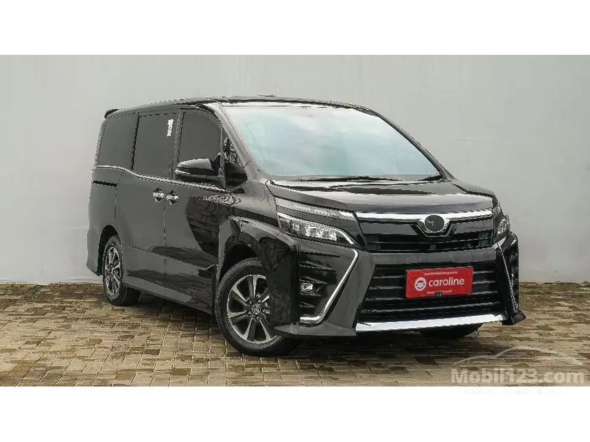 2020 Toyota Voxy MPV