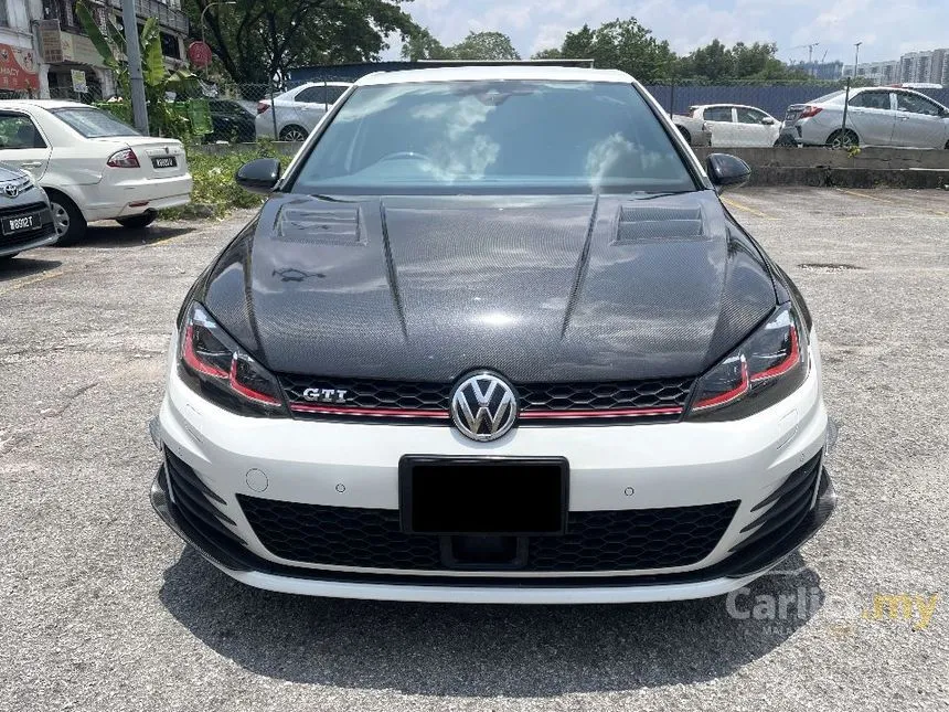 2017 Volkswagen Golf GTI Hatchback