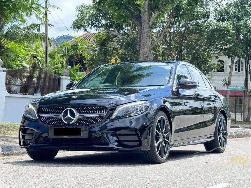 2019 Mercedes-Benz C300 AMG Line Sedan