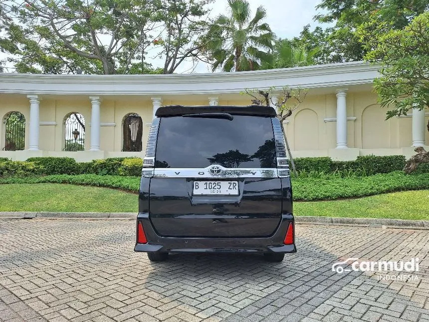 2019 Toyota Voxy Wagon