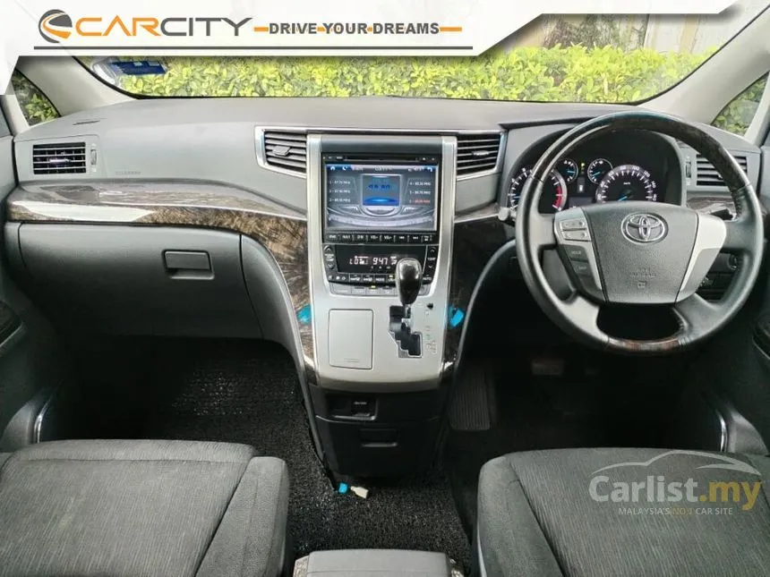 2013 Toyota Vellfire Z G Edition MPV