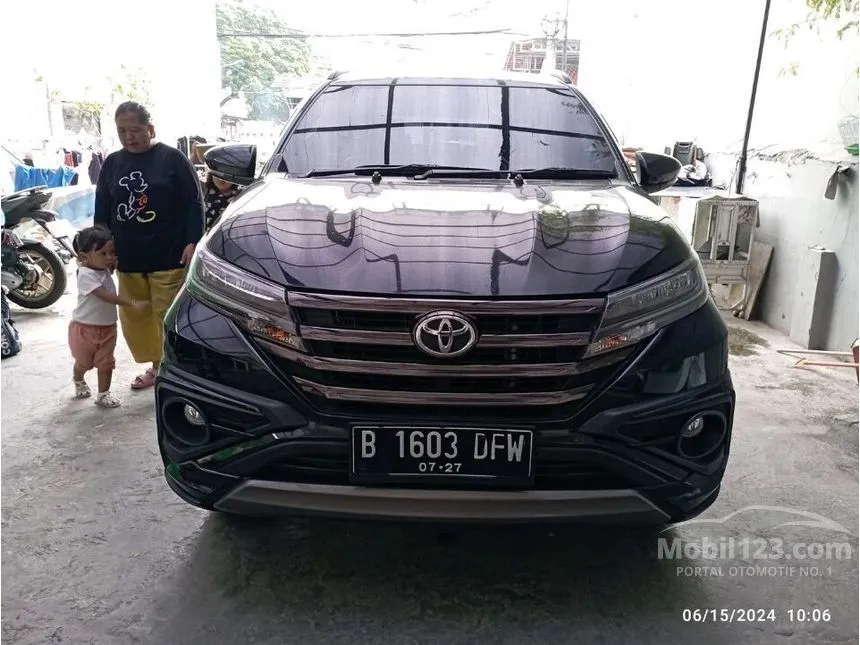 Jual Mobil Toyota Rush 2022 S GR Sport 1.5 di Jawa Barat Automatic SUV Hitam Rp 235.000.000