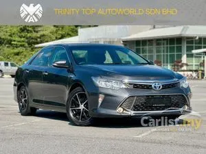 2015 Toyota Camry 2.5 Hybrid Sedan