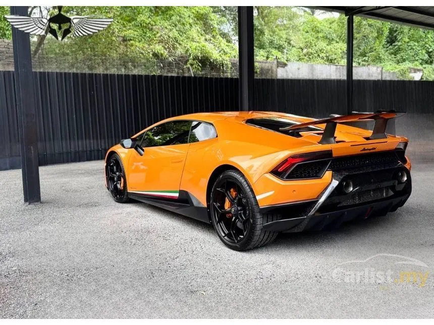2018 Lamborghini Huracan Performante Coupe