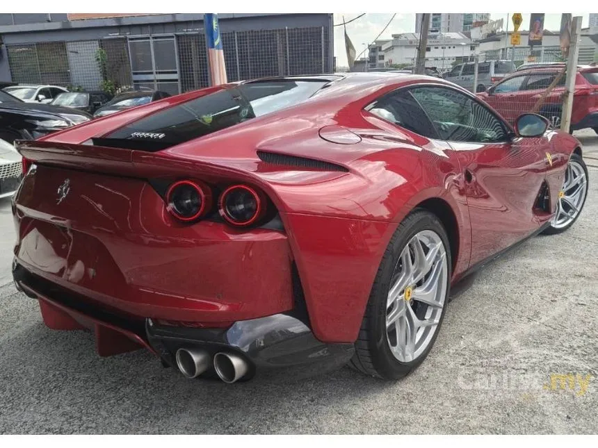 2021 Ferrari 812 Superfast Coupe