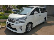 Toyota Vellfire 2.4 ZG Alles White on Black 2014 - Pemakaian 2015