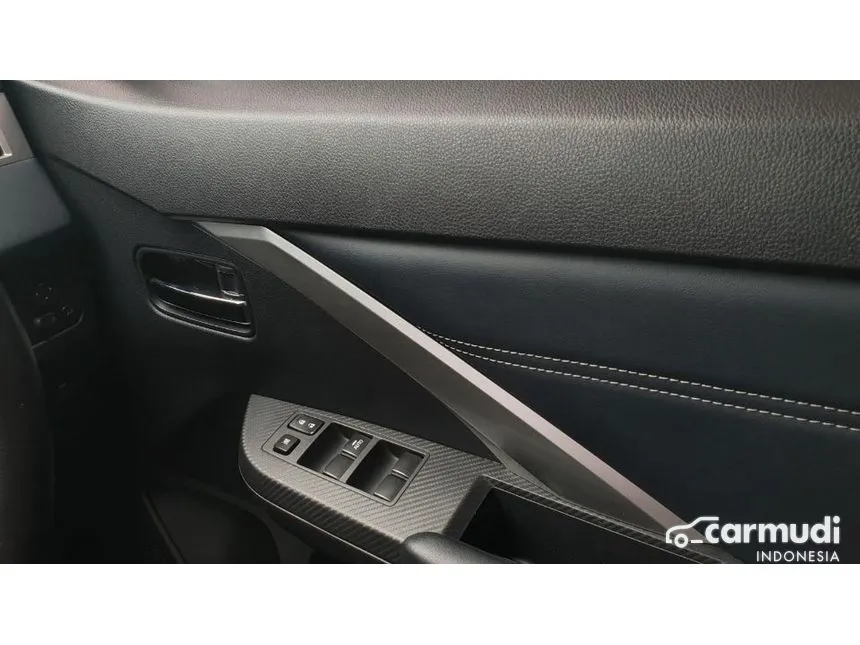 2023 Mitsubishi Xpander Cross Premium MPV