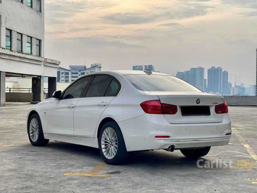 2017 BMW 318i Luxury Sedan