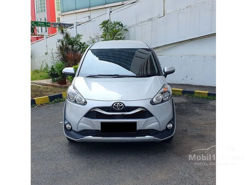 Jual Mobil Toyota Sienta 2019 V 1.5 di DKI Jakarta Automatic MPV Silver Rp 189.000.000