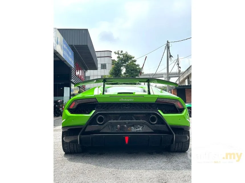 2019 Lamborghini Huracan Performante Coupe