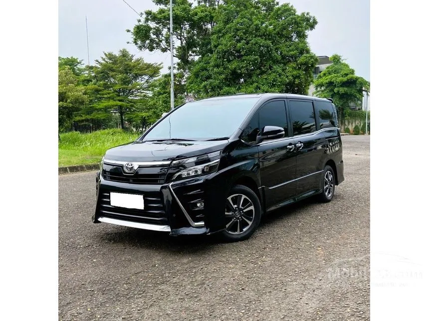 Jual Mobil Toyota Voxy 2018 2.0 di Jawa Barat Automatic Wagon Hitam Rp 330.000.000