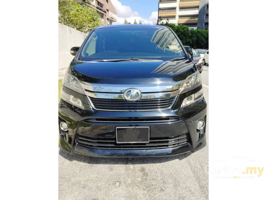 2013 Toyota Vellfire Z Golden Eyes MPV