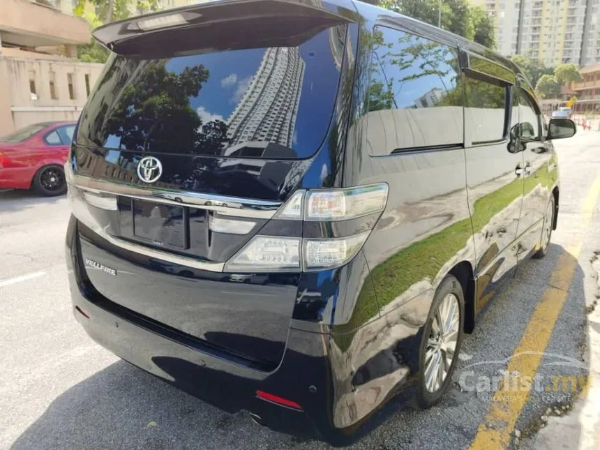 2013 Toyota Vellfire Z Golden Eyes MPV