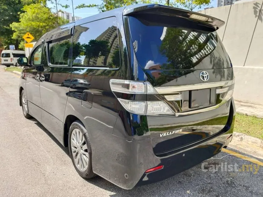 2013 Toyota Vellfire Z Golden Eyes MPV