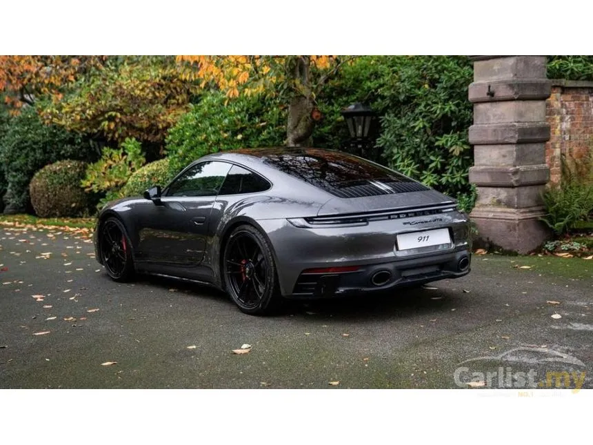 2022 Porsche 911 Carrera GTS Coupe