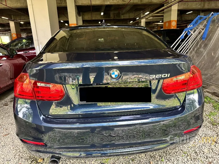 2014 BMW 320i Sport Line Sedan