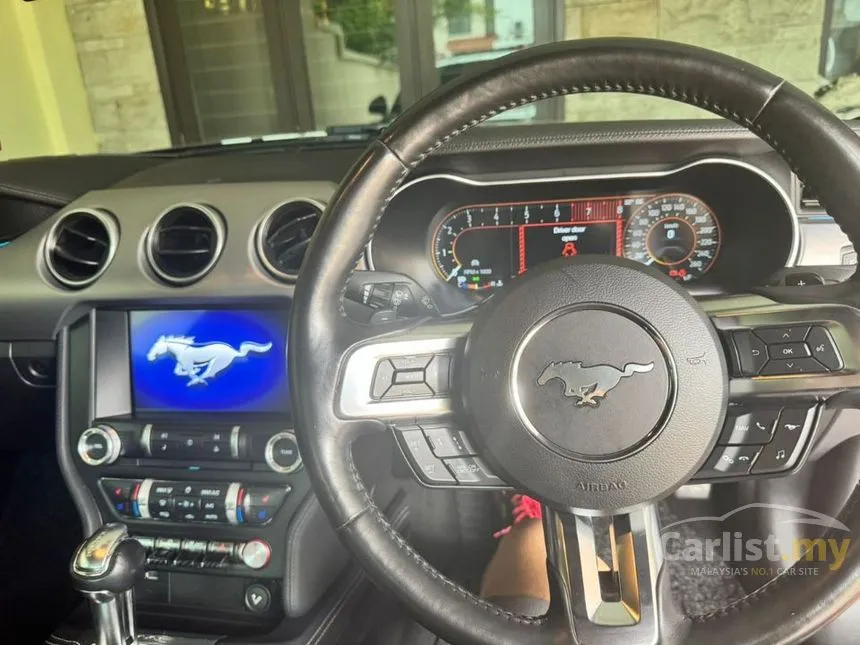 2019 Ford MUSTANG EcoBoost Coupe