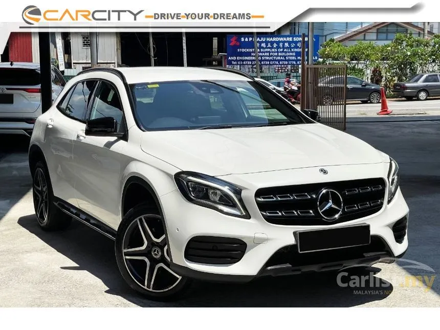 2017 Mercedes-Benz GLA250 4MATIC AMG Line SUV