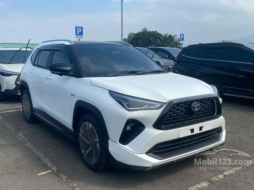 Jual Mobil Toyota Yaris Cross 2024 S GR Parts Aero Package HEV 1.5 di Banten Automatic Wagon Putih Rp 430.000.000