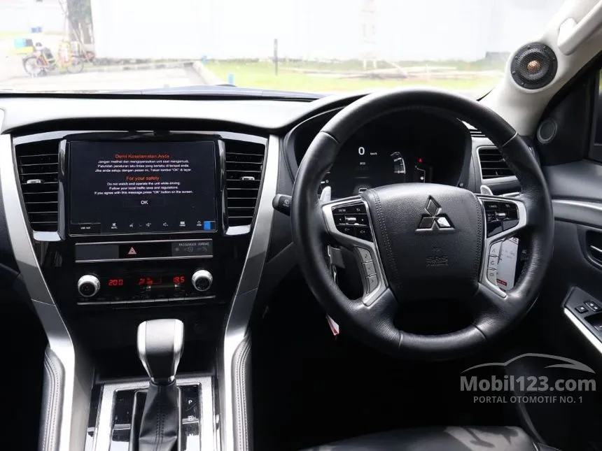 2023 Mitsubishi Pajero Sport Dakar 4x2 SUV