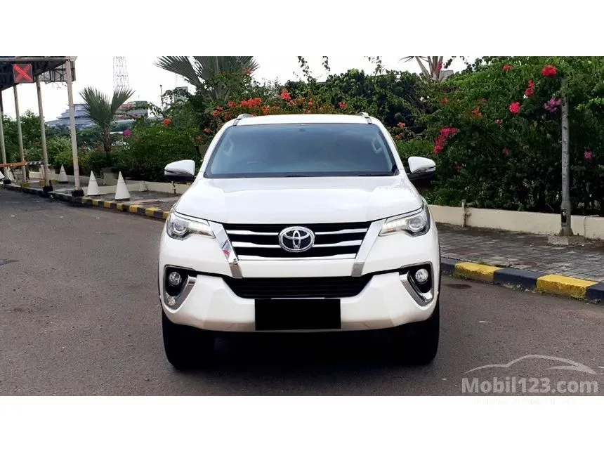 Jual Mobil Toyota Fortuner 2016 VRZ 2.4 di DKI Jakarta Automatic SUV Putih Rp 379.000.000