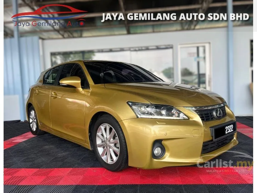 2011 Lexus CT 200h Luxury Hatchback