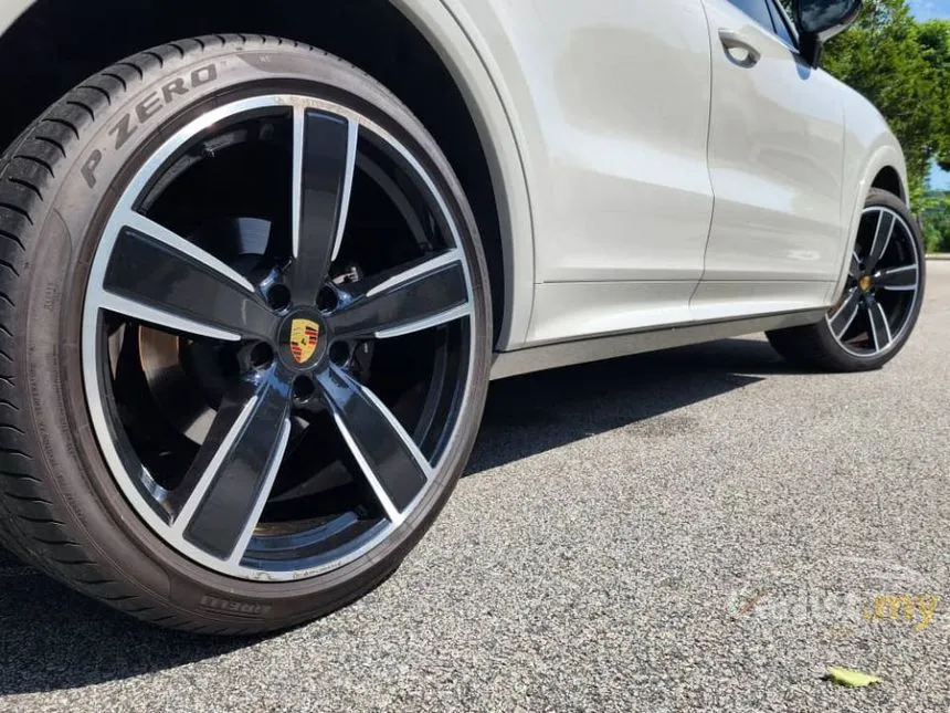 2021 Porsche Cayenne Coupe