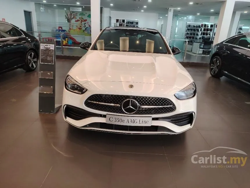 2024 Mercedes-Benz C350e AMG Line Sedan