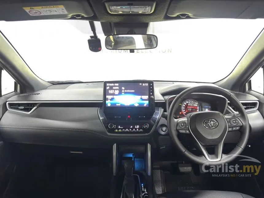 2025 Toyota Corolla Cross V SUV