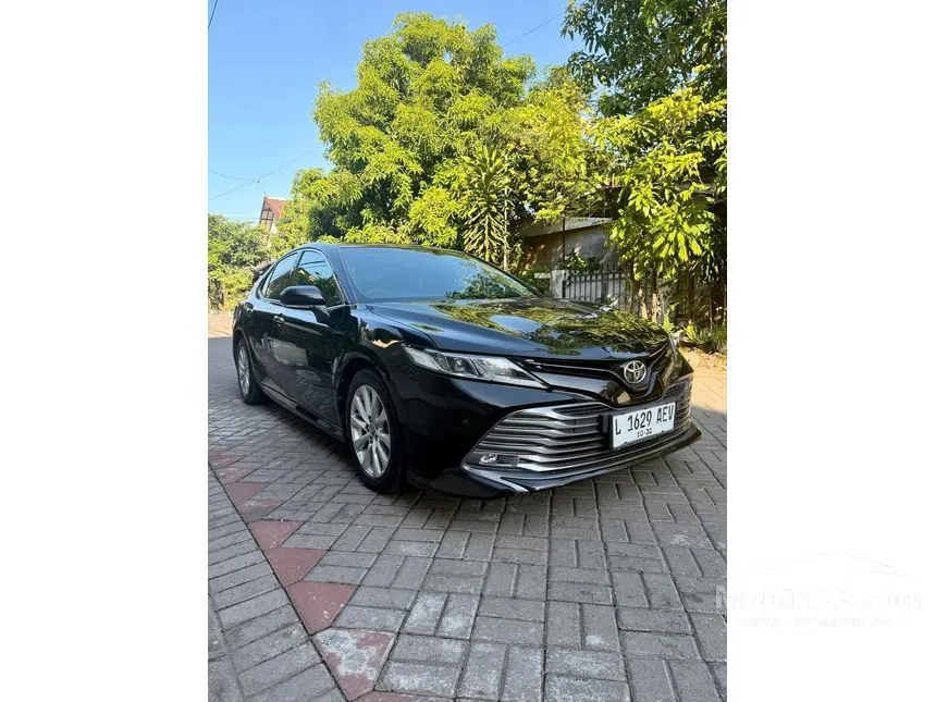 2019 Toyota Camry V Sedan