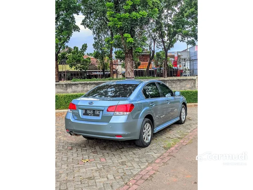 2010 Subaru Legacy Sedan