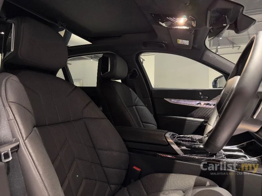 2023 BMW 750e xDrive M Sport Pure Excellence Sedan