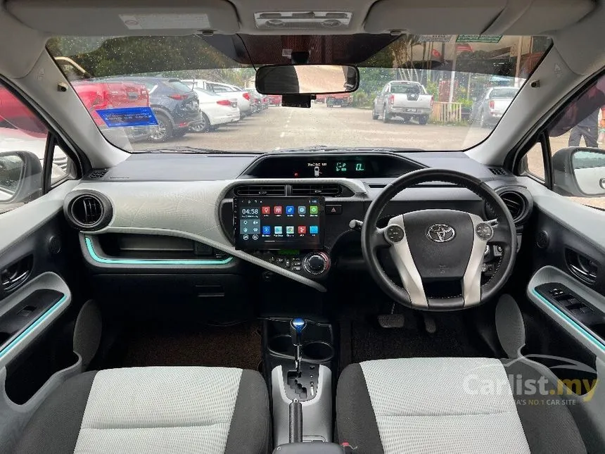 2013 Toyota Prius C Hybrid TRD Sportivo Hatchback