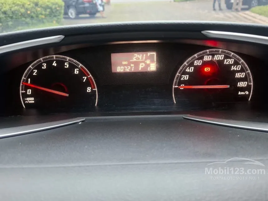 2018 Toyota Sienta V MPV