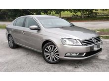 2013 Volkswagen Passat 1.8 TSI Sedan (A) 7 SPEED TIP TOP LIKE NEW