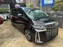 Alot Ready Stock 2021 Toyota Alphard 2.5 SC Sunroof Roof Monitor