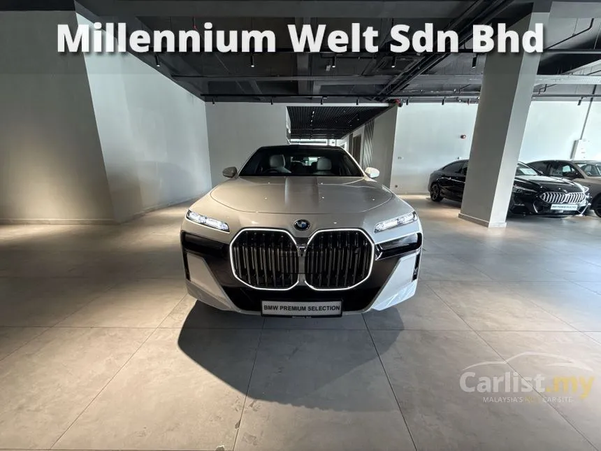 2025 BMW i7 xDrive60 M Sport Sedan