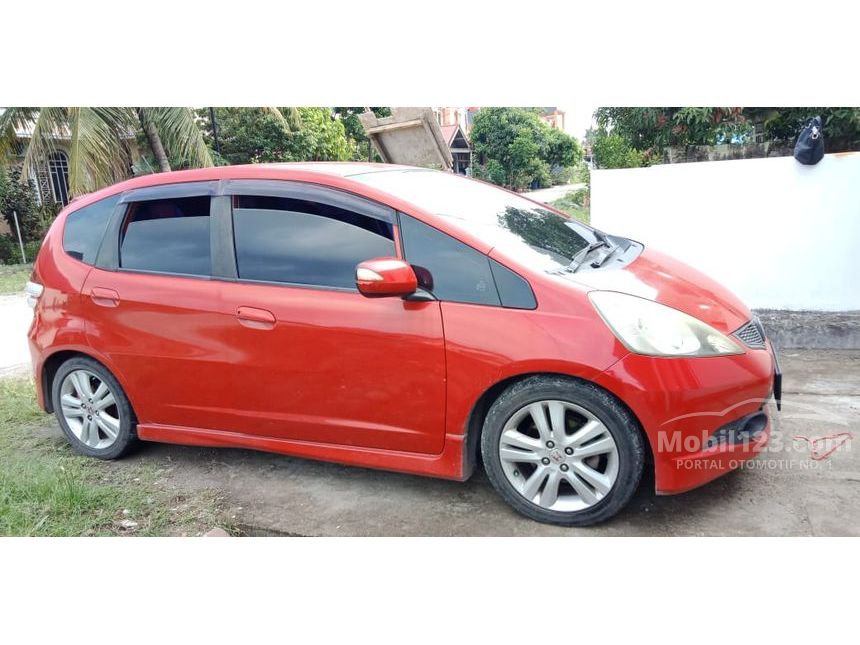 Jual Mobil  Honda  Jazz  2009 RS 1 5 di Sumatera Barat Manual 